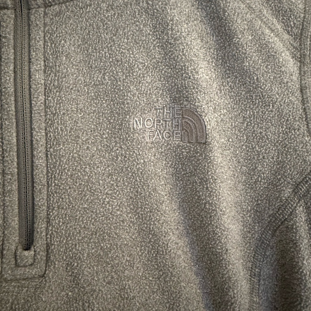 The North Face Womens Small 1/4 zip